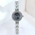 Montre quartz argentée pour femme avec cadran noir et lunette en cristaux 6251 - Bracelet Argenté Cadran Noir