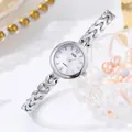 Elegante reloj de cuarzo plateado para mujer con correa de eslabones de corazón y esfera blanca - Plateado