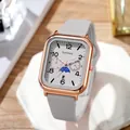 Modern rechthoekig quartzhorloge met roségouden kast, grijze siliconen band en datum - Grijs
