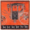 Pañuelo cuadrado de seda naranja con carruaje real y estampado ecuestre clásico - Rojo Anaranjado