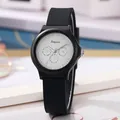 Minimalistisch zwart quartzhorloge met witte wijzerplaat en drie sub-wijzerplaten - Zwarte Band Witte Wijzerplaat