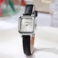 Orologio al quarzo quadrato argento da donna con cinturino in pelle nera e numeri romani - Cinturino Nero Quadrante Bianco