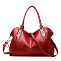 Fashionable dark red lychee grain leather handbag with gold hardware and top handle - Wine Red (No Oil Edge)