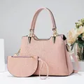 Ensemble sac à main rose 2 pièces avec texture dentelle florale et détails dorés - Ensemble 2 pièces (28x12x20cm) / Rose