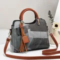 Middle-aged women's tote bag in grey geometric patchwork leather with brown tassel - Black
