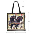 Detaillierte Maße der schwarzen Canvas-Tasche mit antikem künstlerischem Pferdeprint - Reitsport Druck (FB413) / Schwarz