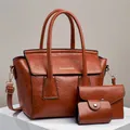 Dreiteiliges braunes PU-Leder Handtaschen-Set mit großem Shopper und zwei Taschen - Erdgelb