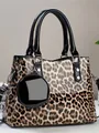 Schicke Handtasche mit Leopardenmuster, glänzenden Griffen und passender Mini-Geldbörse - L30xB13xH22 / Khaki