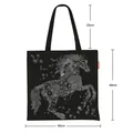 Dimensioni della borsa tote nera con motivo a cavallo floreale e altezza di 40 cm - Nero (1)