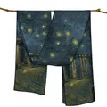 Eleganter Kunstseidenschal mit Van-Gogh-Motiv Sternennacht auf einem Holzast - Künstlerischer Langer Schal (1505) / Sternennacht über der Rhone