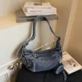 Retro dark blue washed denim crescent bag with matching round coin purse and fringe - One Size / Light Blue