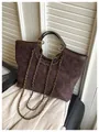 Sac cabas en daim marron foncé avec matelassage en losanges et bandoulières en chaîne - Taille unique / Café