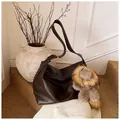 Vintage dark coffee leather tote bag with a cute plush lion pendant for women - With Pendant / Coffee
