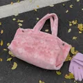 Bolso tote de felpa tie-dye rosa y blanco para mujer con textura de piel sintética - Tie-Dye Rosa y Blanco / Rosa