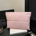 Custodia per laptop trapuntata rosa in tessuto morbido con chiusura magnetica sicura - Rosa / Taglia unica