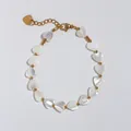 Elegant heart-shaped mother of pearl bead necklace with gold plated stainless steel details - Gold Spacers Shell Bracelet (17+3cm)