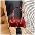 Borsa sottobraccio vintage rosso vino con trama cerata lucida e dettagli in argento - Taglia unica / Borgogna