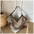 Leopard print tote bag with brown leather trim and hanging accessory pouch - With Pendant / Khaki
