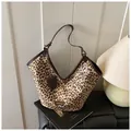 Chic large leopard print tote bag with brown leather handles and heart charm accessory - With Pendant / Brown