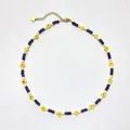 Détails du collier de perles fleurs en verre coloré et pierres violettes avec cœur - Fleur Jaune / 38+5cm