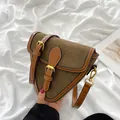 Bolso bandolera triangular de ante marrón oliva con costuras en contraste y hebilla - Talla única / Caqui Oscuro