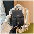 Mochila de tweed gris carbón con cierres giratorios plateados y colgante de oso - Con Colgante / Negro