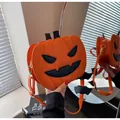 Borsa a tracolla arancione a zucca con cinturino a pipistrello per Halloween - Arancione Arrabbiato