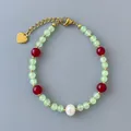 Bracelet fait main en pierres vertes avec accents rouges et perle d'eau douce - Bracelet vert style ins européen (Bracelet 2)
