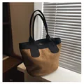 Bolso tote grande minimalista en contraste marrón y negro con acabado en ante mate suave - Talla única / Marrón