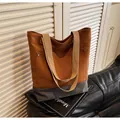 Bolso tote de lona marrón y gris con asas reforzadas y costuras en contraste - Talla única / Marrón