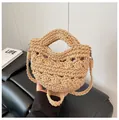 Beige gewebte Handtasche mit Häkelmuster und abnehmbarem Umhängeriemen - Khaki
