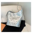 Sac seau en cuir argenté métallisé avec des rivets décoratifs et une fine bandoulière - Argent