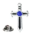Broche croix gothique argentée avec gemme bleue et fermoir papillon en métal - Gemme Bleue Croix Épée Vintage (A00083)