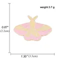 Details der Motten-Emaille-Brosche mit Maßen 3,3x2,2cm und 3,7g Gewicht - Schmetterling
