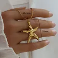 Collar con colgante de estrella de mar dorada con cadena de serpiente y 45+5cm - Estilo de Estrella de Mar Grande con Ondulaciones (C-1-47) / Dorado