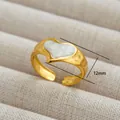 Detail of 12mm golden heart-shaped open ring with a glossy white enamel inlay finish - Simple Heart Style (247) / Gold/White