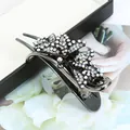 Pince à cheveux papillon noire élégante avec cristaux brillants et design floral - Papillon Blanc