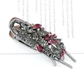 Vintage zilveren banaan haarklem met rookgrijze en fuchsia bloemen kristallen steentjes - Calla Lelie Rood