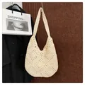 Elegante borsa tote beige in corda di cotone all'uncinetto con motivo quadrato boho - Bianco Sporco