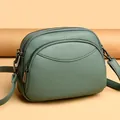 Borsa a tracolla verde salvia in pelle a grana con tre scomparti con zip e cinturino - Taglia unica / Verde Tè