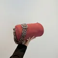 Rote Retro-Zylindertasche für Damen mit modischem Schultergurt im Leopardenmuster-Design - Rot