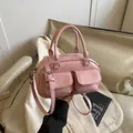 Borsa sottobraccio rosa in pelle verniciata lucida con doppi manici e tasche frontali - Taglia unica / Rosa