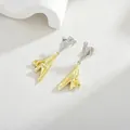 Artistieke 14K vergulde onregelmatige vloeiende oorbellen in goud- en zilvertinten - Goud Zilver Contrast Vloeiende Lijn Stijl