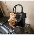Sac à main noir pour femme avec pendentif ours en peluche et poignées supérieures - Avec Pendentif Ours / Noir
