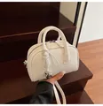 Minimalist white small leather shoulder bag with lychee texture and silver hardware - One Size / Off White