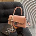 Pink retro square handbag with mini tennis racket pendant and detachable crossbody strap - With Pendant / Pink