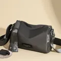 Sac de voyage bandoulière gris foncé en tissu Oxford avec large sangle et étiquette - Taille unique / Gris foncé