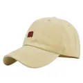 Casquette de baseball en coton kaki classique avec lettre m brodée en rouge en 3D - Réglable / Blanc Cassé