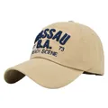 Khakifarbene Baseballkappe mit tiefblauer 3D-Stickerei und Nassau-Schriftzug-Design - Verstellbar / Khaki
