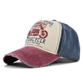 Berretto da baseball vintage con visiera bordeaux effetto consumato e stampa moto - Regolabile / Rosso Vino Stampa Moto